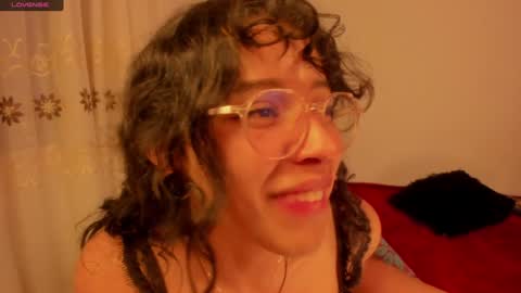 Snapshot of aluna_0310 chatting on January 2025 11:52:02 PM . . online show from January 2025 11:52:02 PM