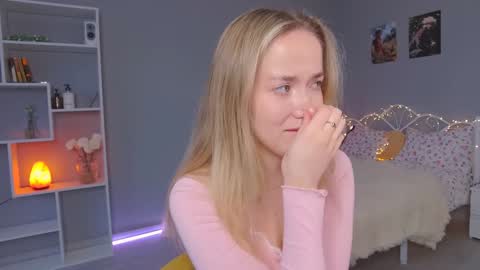 Amelia NEXT STREAM  online show from February 2025 01:41:01 PM