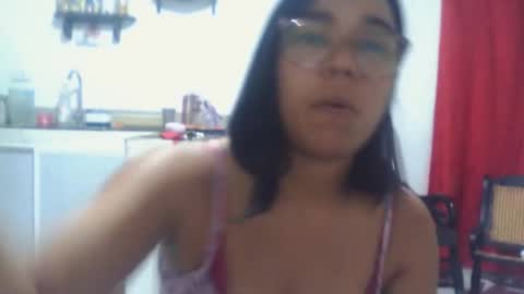 analia online show from November 2025 02:33:01 AM