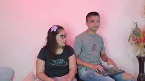 Snapshot of aly_n_sebas chatting on May 2026 11:56:01 PM aly_n_sebas online show from May 2026 11:56:01 PM