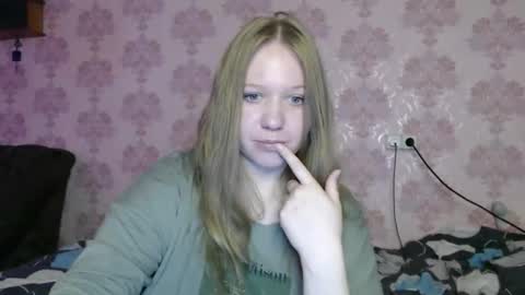 Snapshot of alya764770 chatting on May 2026 03:47:01 AM alya764770 online show from May 2026 03:47:01 AM