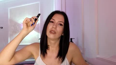 alyarei online show from December 2025 01:33:02 AM