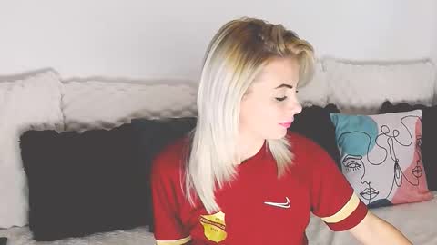 aly online show from November 2025 10:26:01 AM