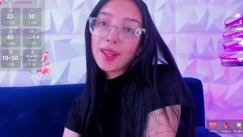 Snapshot of alys_molly chatting on December 2024 11:47:01 AM sopie online show from December 2024 11:47:01 AM