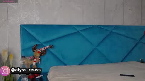 Alyse online show from February 2025 06:00:01 PM