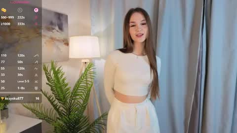 Snapshot of alyshaplescia chatting on April 2026 04:10:02 PM Mona online show from April 2026 04:10:02 PM