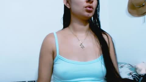 Snapshot of alyson0001 chatting on February 2025 08:18:01 PM allyson online show from February 2025 08:18:01 PM