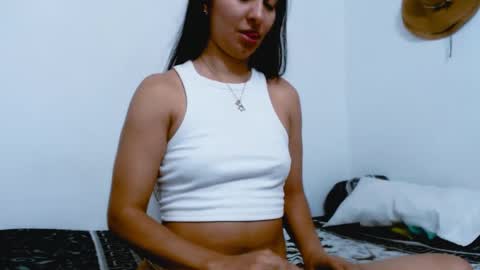 Snapshot of alyson0001 chatting on February 2025 04:15:01 AM allyson online show from February 2025 04:15:01 AM