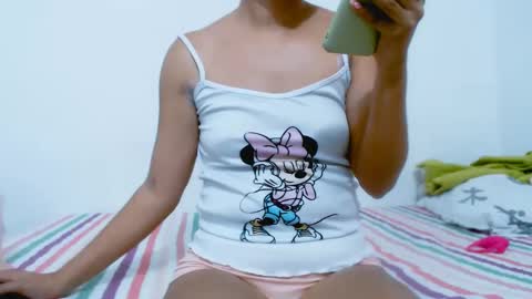 Snapshot of alyson0001 chatting on February 2025 02:18:01 AM allyson online show from February 2025 02:18:01 AM