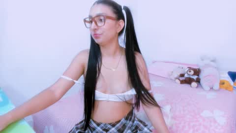 Snapshot of alyson0001 chatting on September 2025 07:50:02 PM allyson online show from September 2025 07:50:02 PM