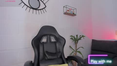 Alyson online show from June 2026 01:31:02 PM