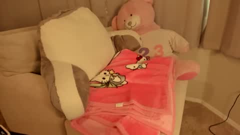 Snapshot of alyssaasianpersuasion21 chatting on January 2026 07:05:02 PM Alyssa online show from January 2026 07:05:02 PM