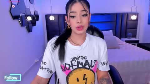 Aly  online show from February 2025 06:16:01 PM