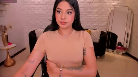 Aly  online show from September 2025 11:32:02 AM