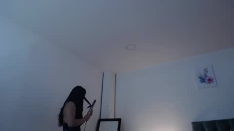 Snapshot of alyssia_wolds_1 chatting on January 2025 01:02:02 PM alyssia wolds online show from January 2025 01:02:02 PM