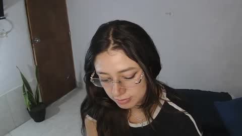 alythia online show from May 2026 02:40:01 AM