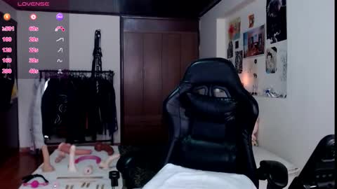 Amad Passer x guests   Independent model online show from March 2026 01:44:01 PM