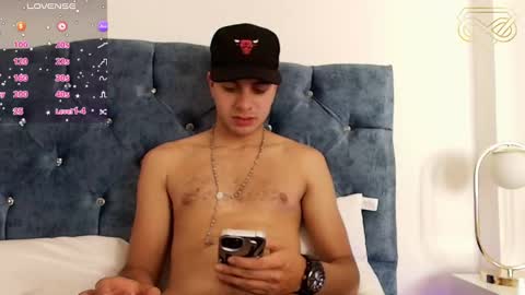 Amadeo Wild online show from December 2024 05:20:01 AM