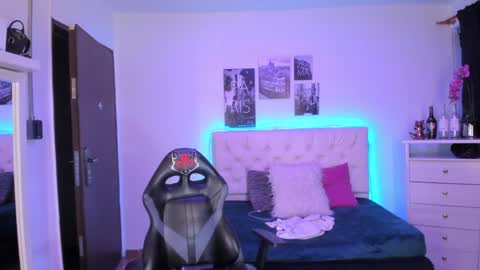 B I A N C A online show from December 2024 10:16:02 AM