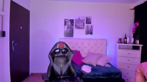 B I A N C A online show from January 2025 07:52:02 AM