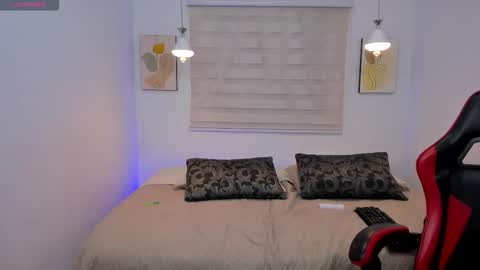 Snapshot of amal_kattz chatting on November 2025 06:57:02 AM amal_kattz online show from November 2025 06:57:02 AM