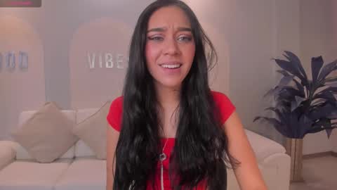 Amalia cruss online show from November 2025 08:03:01 PM