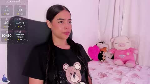 Amalia    real MIA  online show from October 2025 04:45:01 AM