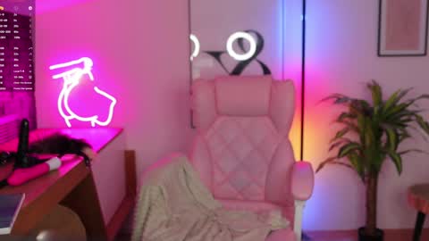 Amanda  fox online show from February 2025 11:12:02 AM