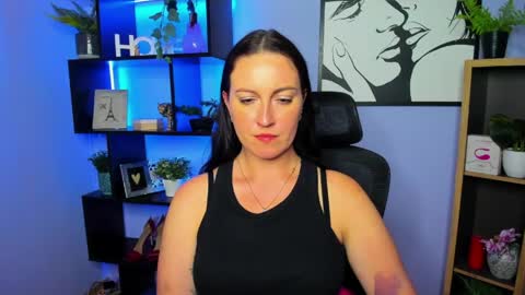 Amanda online show from April 2026 05:30:01 PM