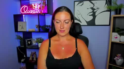 Snapshot of amanda_burn chatting on June 2026 01:23:02 PM Amanda online show from June 2026 01:23:02 PM