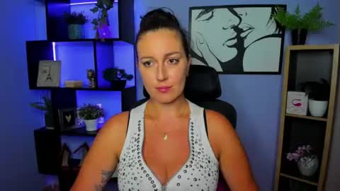 Snapshot of amanda_burn chatting on July 2026 02:08:02 PM Amanda online show from July 2026 02:08:02 PM