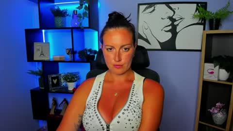 Snapshot of amanda_burn chatting on July 2026 06:20:01 PM Amanda online show from July 2026 06:20:01 PM