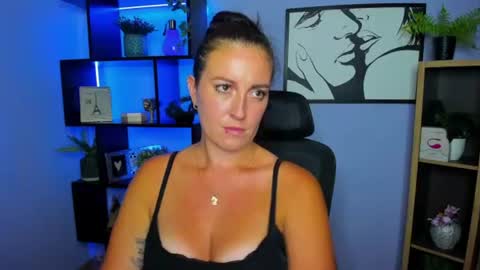 Snapshot of amanda_burn chatting on August 2026 01:47:02 PM Amanda online show from August 2026 01:47:02 PM