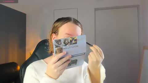 Hi im Amanda online show from October 2025 09:53:02 AM