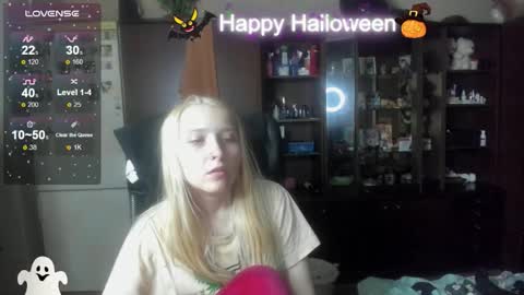 Amanda online show from October 2025 04:08:02 PM