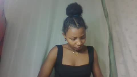 Snapshot of amandaaa25 chatting on September 2025 06:45:02 AM amandaaa25 online show from September 2025 06:45:02 AM