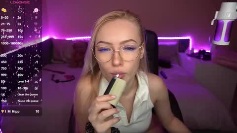 Amanda online show from February 2025 09:11:02 AM