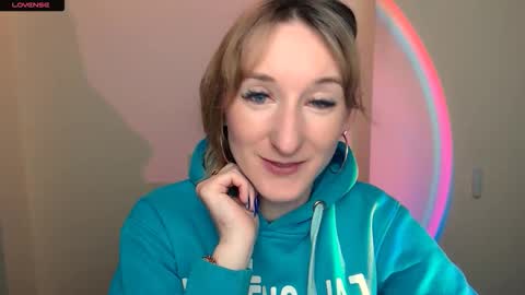 Amanda online show from October 2025 08:12:01 AM