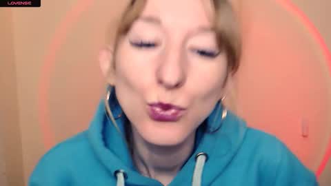 Amanda online show from October 2025 07:50:01 AM