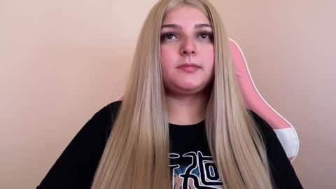 Amandha online show from February 2025 07:46:01 PM