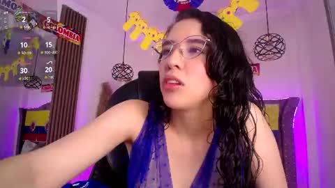 Snapshot of amara_davis1 chatting on June 2026 05:27:01 AM amara_davis1 online show from June 2026 05:27:01 AM