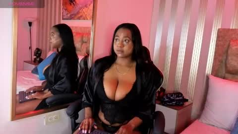 Snapshot of amara_queen_ chatting on April 2026 12:09:02 PM Amara online show from April 2026 12:09:02 PM