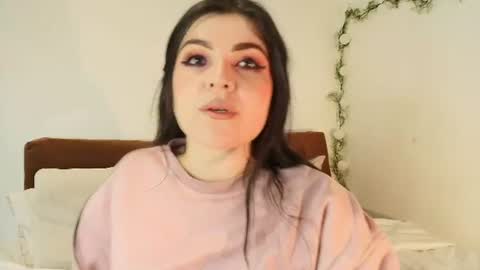 Amara Vega  online show from July 2026 09:35:02 AM