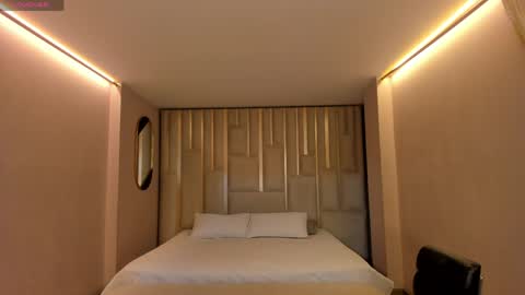 Amara Di online show from April 2026 11:37:01 AM