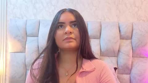 amarahanks_ online show from November 2025 07:24:02 PM