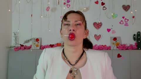 Snapshot of amaramoon_ chatting on October 2025 08:39:01 PM AmaraMoon online show from October 2025 08:39:01 PM