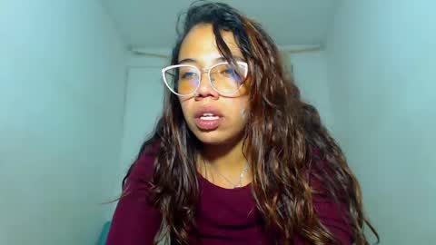 Amara Julia online show from December 2024 10:06:01 PM