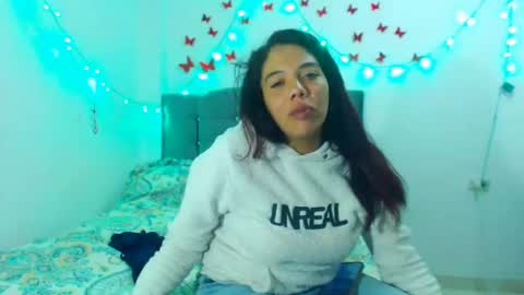Amara Julia online show from January 2025 02:53:02 AM