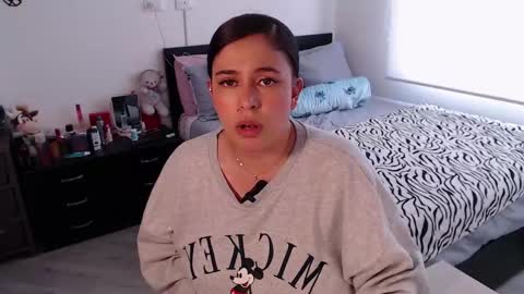 Mila  online show from February 2025 07:24:02 PM