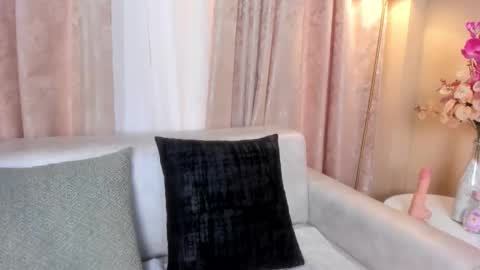 Snapshot of amarayasbel chatting on November 2025 06:33:02 PM Amara Yasbel online show from November 2025 06:33:02 PM